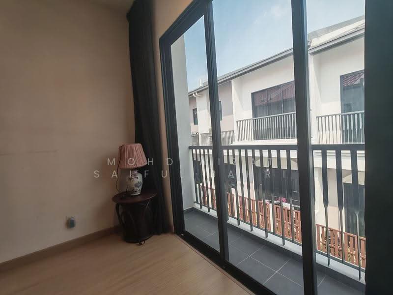 2-storey Terraced House for Rent in Setia Safiro (Cyberjaya) - Mohd Aizat Saiful Bahri - Balcony - PropertyGuru.com.my