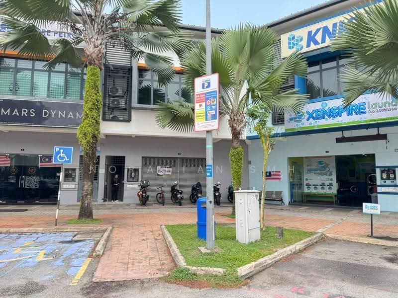 Shop / Office for Rent in Bukit Jelutong (Shah Alam) - Norafian SMH - Exterior - PropertyGuru.com.my