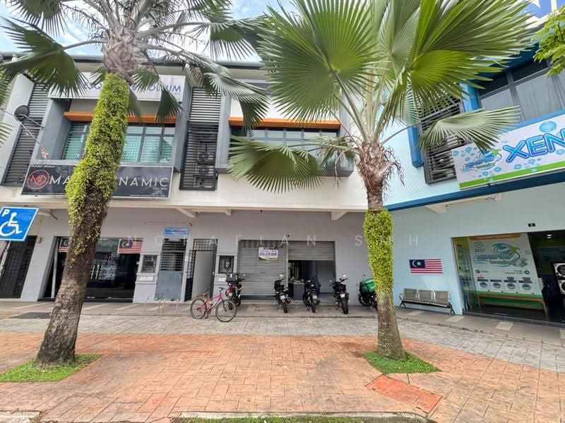 Shop / Office for Rent in Bukit Jelutong (Shah Alam) - Norafian SMH - Exterior - PropertyGuru.com.my