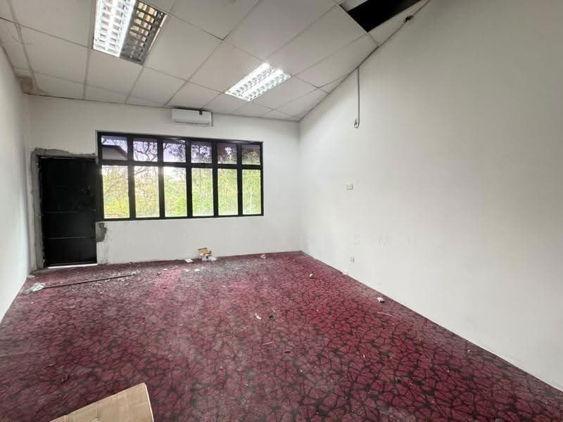 Shop / Office for Rent in Bukit Jelutong (Shah Alam) - Norafian SMH - Interior - PropertyGuru.com.my