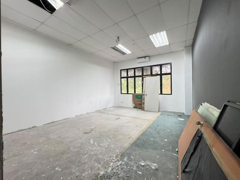 Shop / Office for Rent in Bukit Jelutong (Shah Alam) - Norafian SMH - Interior - PropertyGuru.com.my