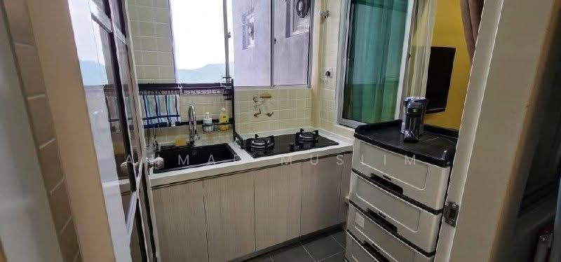 Service Residence for Rent at Savanna Executive Suite @ Southville City - Ahmad Muslim - Kitchen - PropertyGuru.com.my