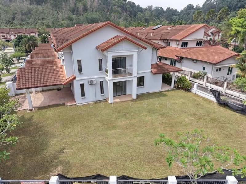 2-storey Terraced House for Sale in Cahaya Spk (Shah Alam) - Fazri Omar - Exterior - PropertyGuru.com.my