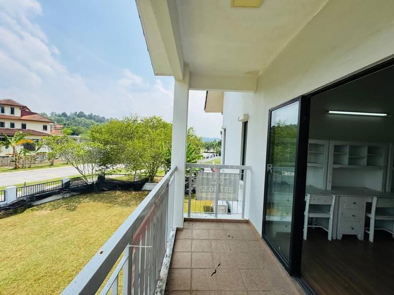 2-storey Terraced House for Sale in Cahaya Spk (Shah Alam) - Fazri Omar - Balcony - PropertyGuru.com.my