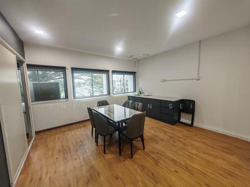 Shop / Office for Rent in Taman Melaka Jaya (Batu Berendam) - Ching Linn Sei - Dining Room - PropertyGuru.com.my