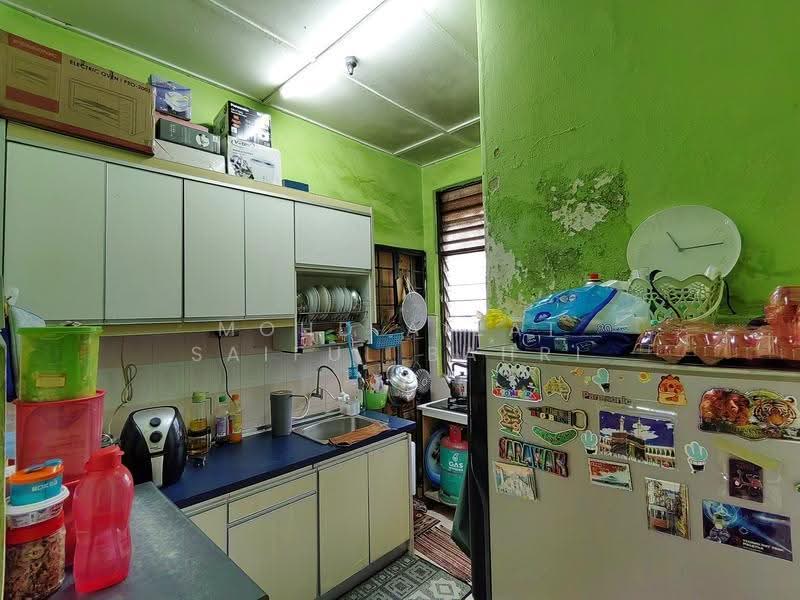 Rumah Teres 1-Tingkat untuk Dijual di Taman Langat Jaya (Bangi) - Mohd Aizat Saiful Bahri - Kitchen - PropertyGuru.com.my
