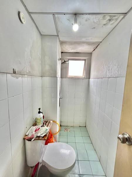 Apartment for Sale at Pusat Komersial Seksyen 7 - Syafiq Sharifudin - Bathroom - PropertyGuru.com.my
