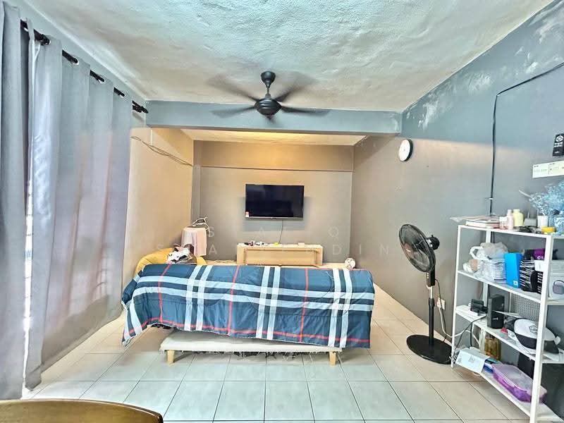 Apartment for Sale at Pusat Komersial Seksyen 7 - Syafiq Sharifudin - Living Room - PropertyGuru.com.my