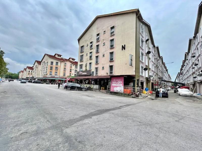 Apartment for Sale at Pusat Komersial Seksyen 7 - Syafiq Sharifudin - Exterior - PropertyGuru.com.my