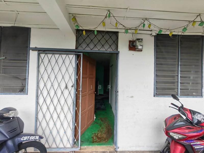 Rumah Flat untuk Dijual di Seksyen 1 Wangsa Maju Flat - Azli Ibrahim - Exterior - PropertyGuru.com.my