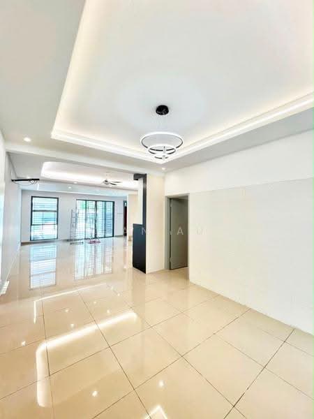 2-storey Terraced House for Sale in Bandar Dato Onn (Tebrau) - JAN AU - Living Room - PropertyGuru.com.my