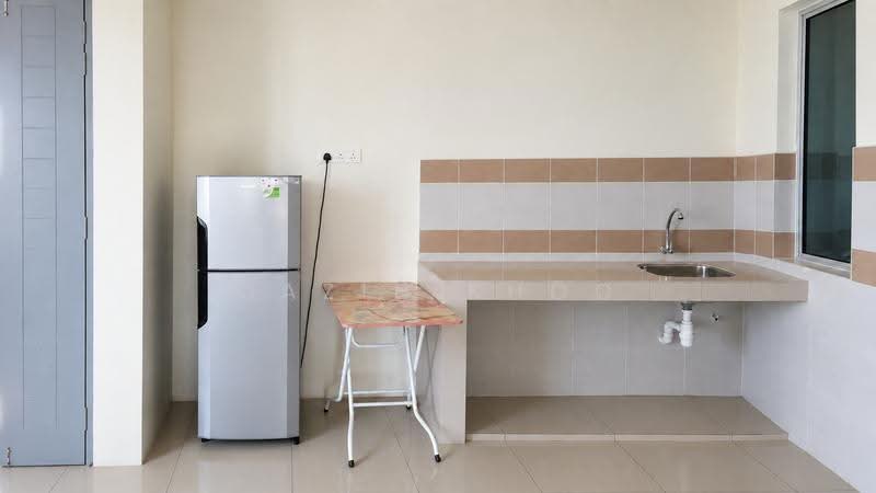 Apartment for Sale at Sky Garden Residences - Qazin Khoo - Kitchen - PropertyGuru.com.my