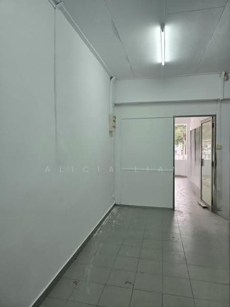 Shop for Rent in Taman Molek (Johor Bahru) - Alicia Lian - Interior - PropertyGuru.com.my