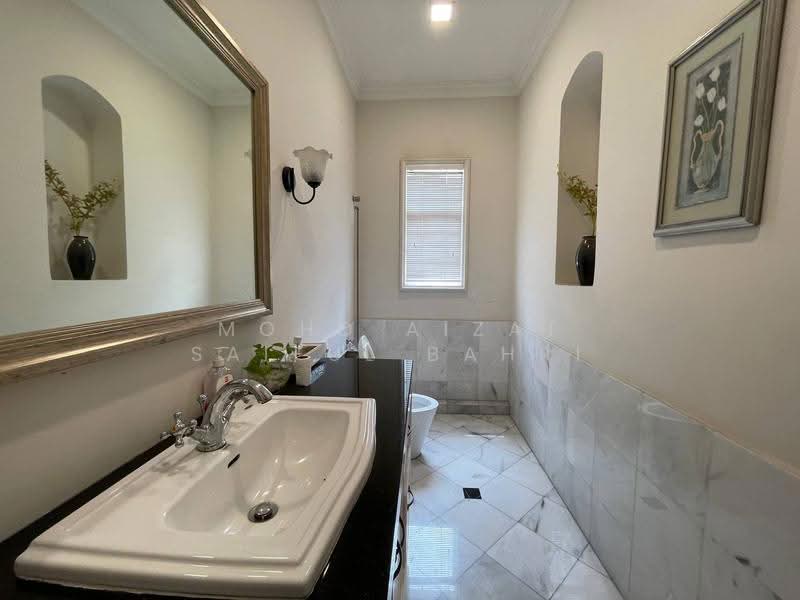 Bungalow House for Sale in SS19 (Subang Jaya) - Mohd Aizat Saiful Bahri - Bathroom - PropertyGuru.com.my
