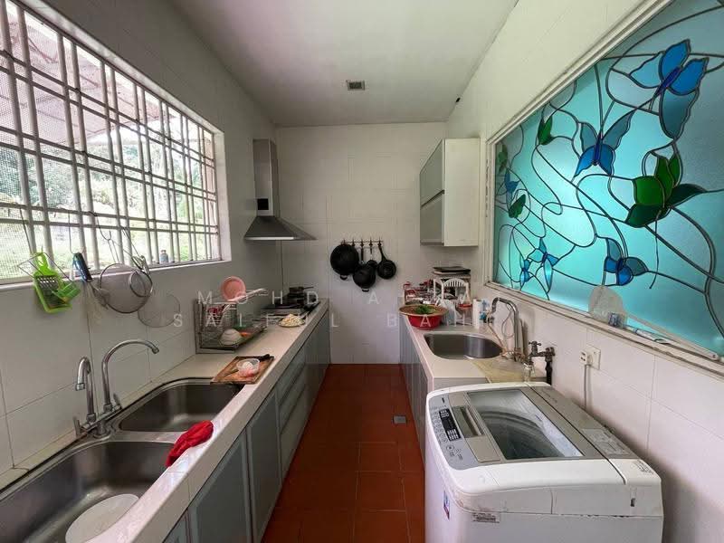 Bungalow House for Sale in SS19 (Subang Jaya) - Mohd Aizat Saiful Bahri - Kitchen - PropertyGuru.com.my