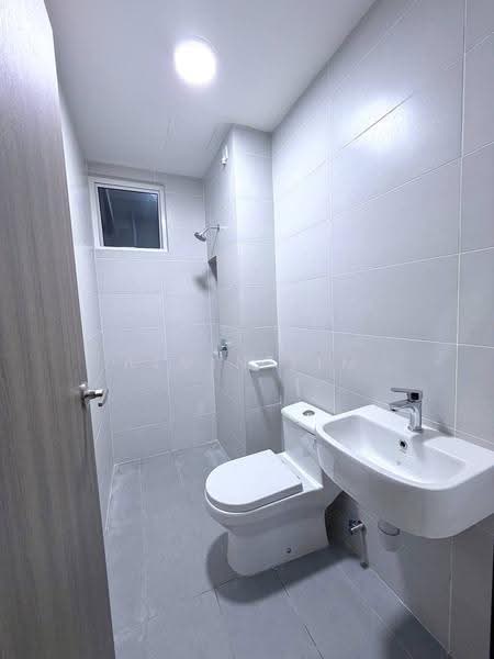 Service Residence for Rent at TRELLIS RESIDENCES - Alvin Lim - Bathroom - PropertyGuru.com.my