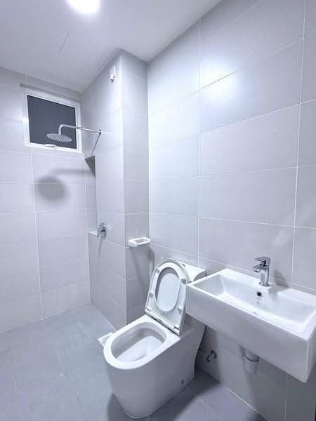 Service Residence for Rent at TRELLIS RESIDENCES - Alvin Lim - Bathroom - PropertyGuru.com.my