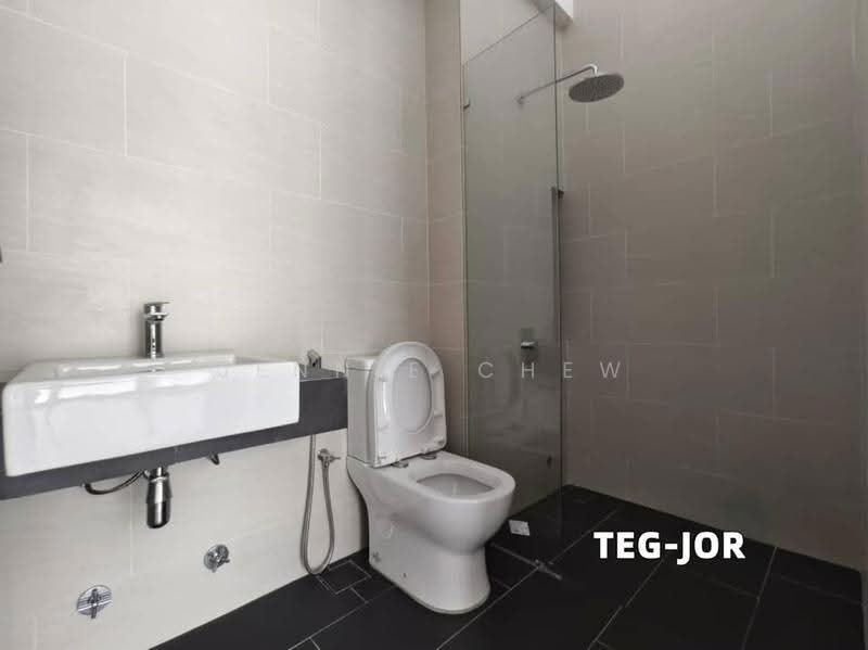 Rumah Berkembar untuk Dijual di Setia Alam (Selangor) - Jennie Chew - Bathroom - PropertyGuru.com.my