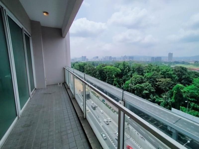 Kondominium untuk Dijual di Menara Bintang Goldhill - Manny Lum - Balcony - PropertyGuru.com.my