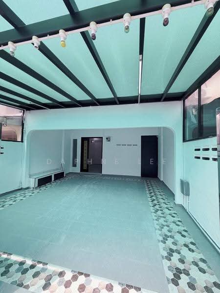 2-storey Terraced House for Sale in Taman Bukit Tiram (Ulu Tiram) - Daphne Lee - Car Park - PropertyGuru.com.my