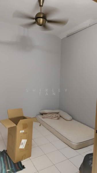 Pangsapuri untuk Dijual di Pangsapuri Lagoon Perdana - Shirley Tan - Bedroom - PropertyGuru.com.my