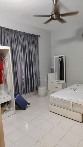 Pangsapuri untuk Dijual di Pangsapuri Lagoon Perdana - Shirley Tan - Bedroom - PropertyGuru.com.my