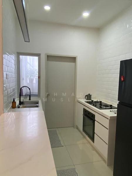 Service Residence for Rent at Savanna Executive Suite @ Southville City - Ahmad Muslim - Kitchen - PropertyGuru.com.my