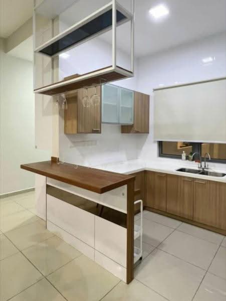 Apartment for Sale at Molek Pine 3 - JAN AU - Kitchen - PropertyGuru.com.my