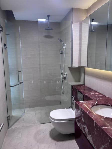 Kondominium untuk Dijual di One Central Park - Jeremy . - Bathroom - PropertyGuru.com.my