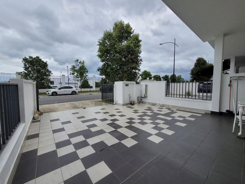 2-storey Terraced House for Sale in Eco Forest (Semenyih) - Luqman Ramli - Exterior - PropertyGuru.com.my