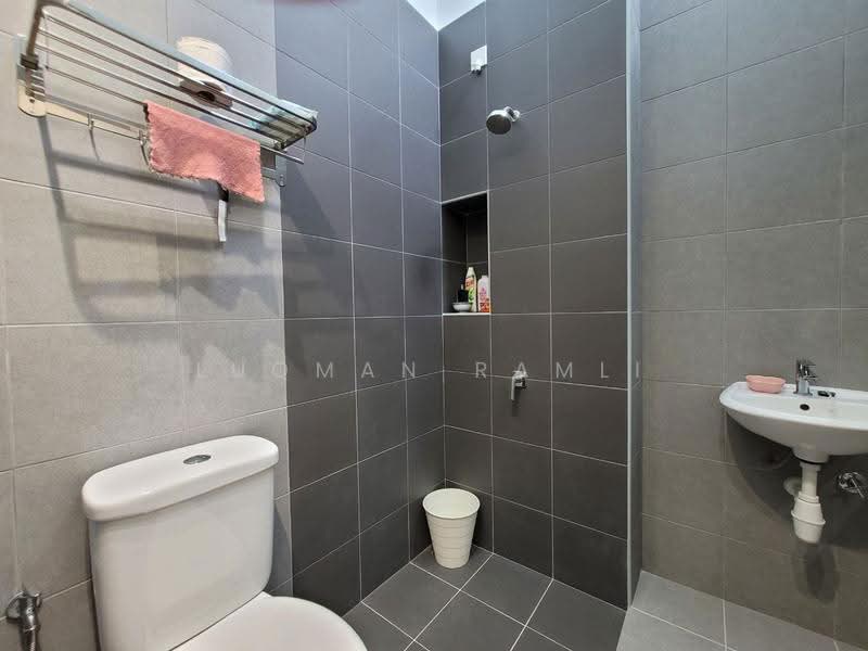 2-storey Terraced House for Sale in Eco Forest (Semenyih) - Luqman Ramli - Bathroom - PropertyGuru.com.my