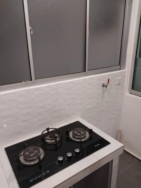 Kediaman Servis untuk Disewa di Savanna Executive Suite @ Southville City - Ahmad Muslim - Kitchen - PropertyGuru.com.my