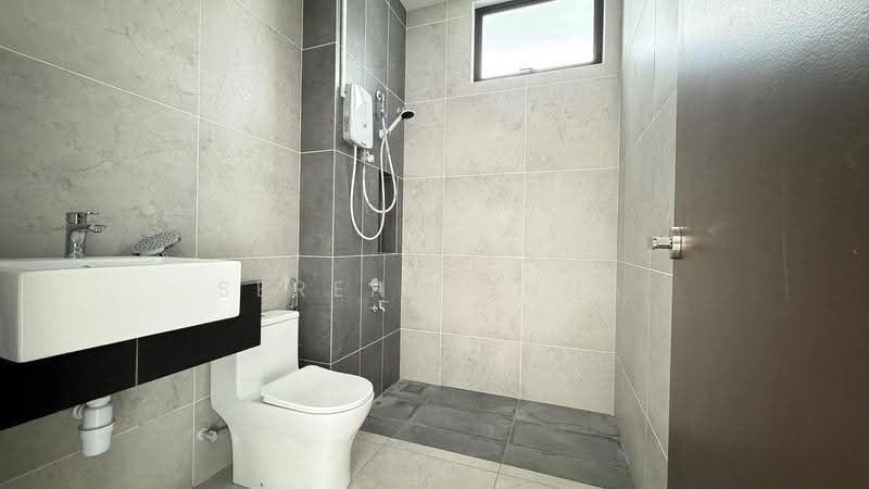 2-storey Terraced House for Sale in Taman Pelangi Indah (Ulu Tiram) - Serene Chua - Bathroom - PropertyGuru.com.my