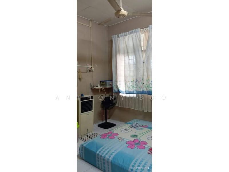 Terraced House for Sale in Taman Cegar (Simpang Ampat) - Anthony Boo - Bedroom - PropertyGuru.com.my