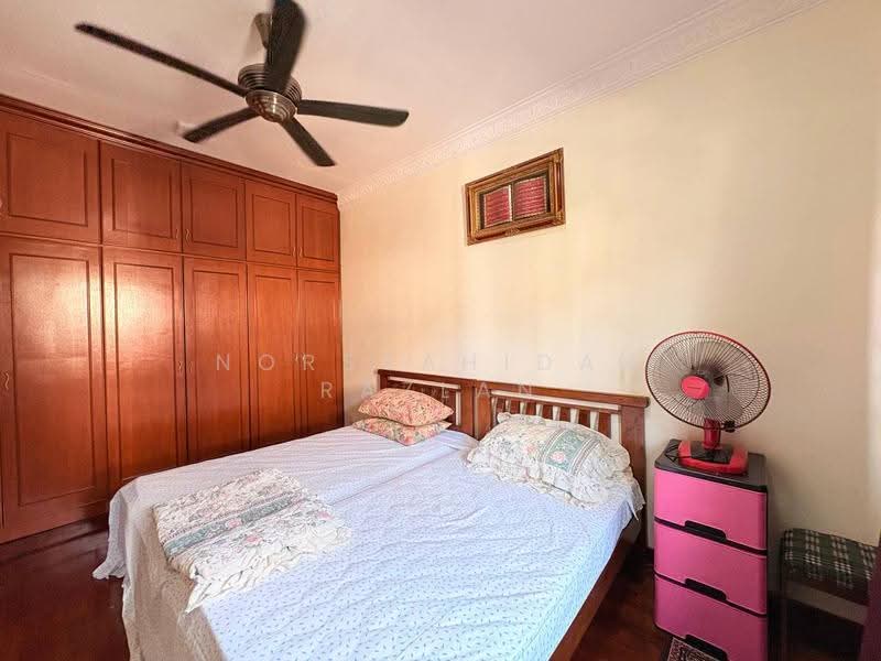 Semi-Detached House for Sale in Prima Saujana (Kajang) - Norsyahidah Razlan - Bedroom - PropertyGuru.com.my