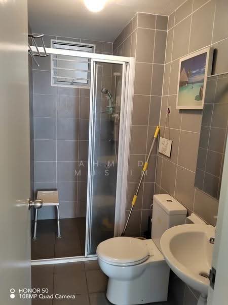 Service Residence for Rent at Savanna Executive Suite @ Southville City - Ahmad Muslim - Bathroom - PropertyGuru.com.my