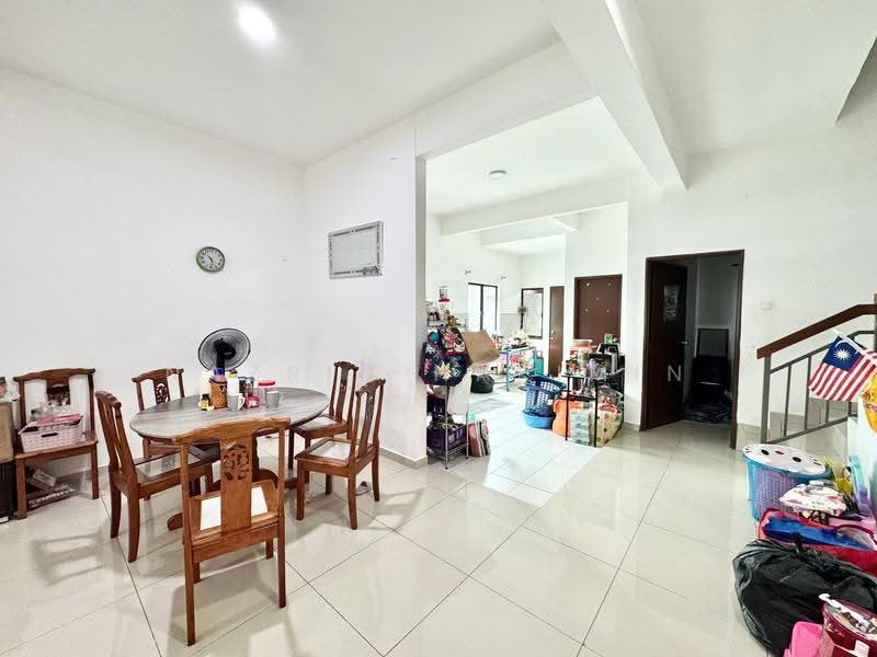 2-storey Terraced House for Sale in Seksyen 30 (Shah Alam) - Nazrin Hakimin - Dining Room - PropertyGuru.com.my