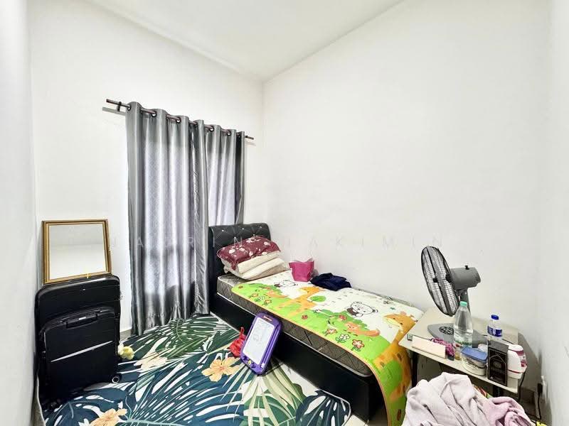 2-storey Terraced House for Sale in Seksyen 30 (Shah Alam) - Nazrin Hakimin - Bedroom - PropertyGuru.com.my