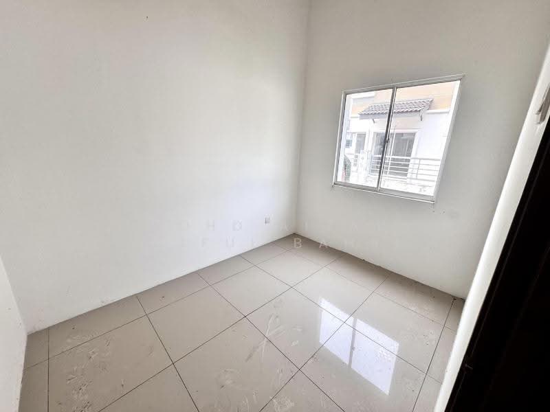 Semi-Detached House for Sale in Taman Desiran Bayu (Puchong) - Mohd Aizat Saiful Bahri - Interior - PropertyGuru.com.my