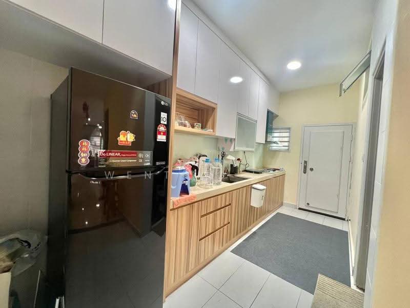 Cluster House for Sale in Skudai (Johor) - Wenting Lee - Kitchen - PropertyGuru.com.my
