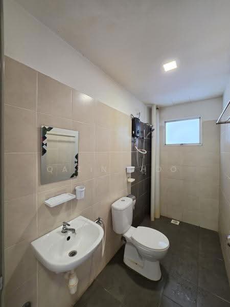Kondominium untuk Disewa di Meru Heights Residences @ Scientex Meru - Qazin Khoo - Bathroom - PropertyGuru.com.my