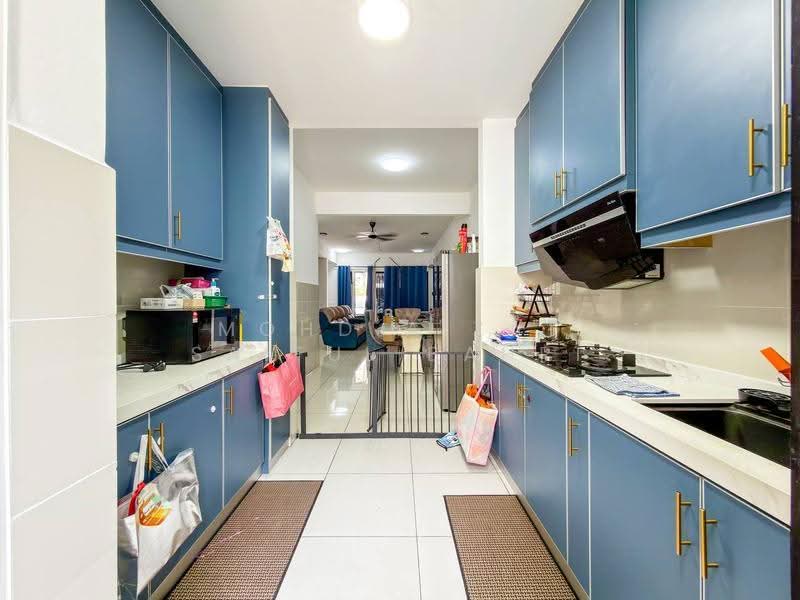 2-storey Terraced House for Sale in Elmina (Shah Alam) - Mohd Aizat Saiful Bahri - Kitchen - PropertyGuru.com.my