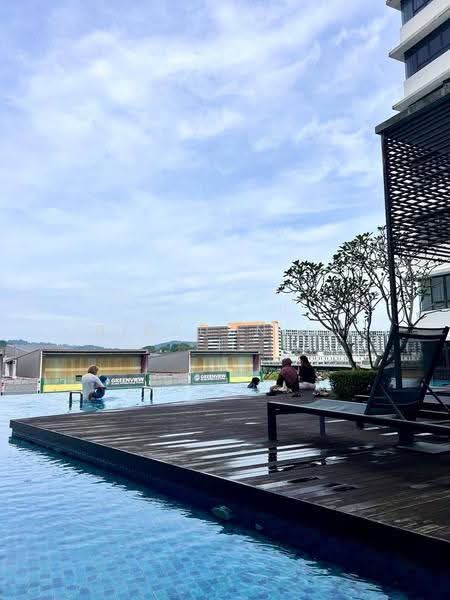 Kediaman Servis untuk Dijual di Renai Jelutong - Ridzuan Lu - Pool - PropertyGuru.com.my