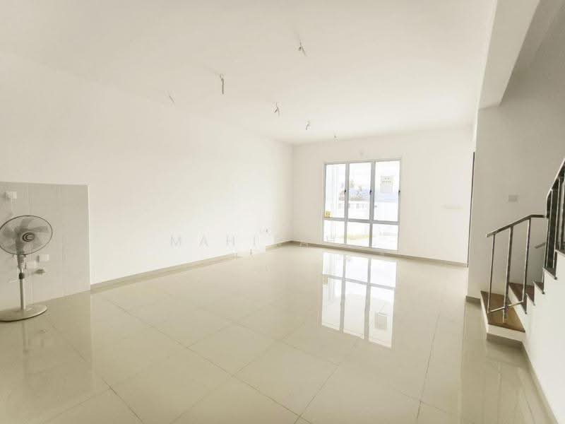 2-storey Terraced House for Sale in Hulu Langat (Selangor) - Mahirah . - Living Room - PropertyGuru.com.my