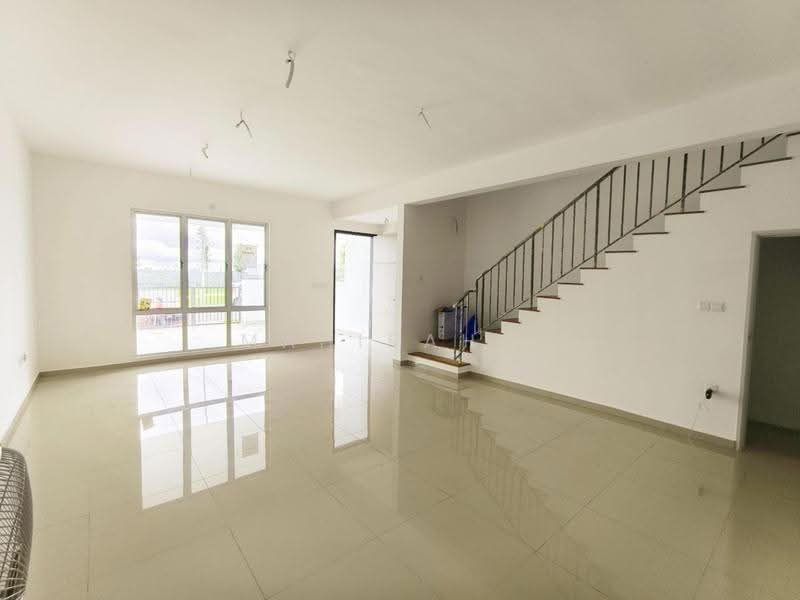 2-storey Terraced House for Sale in Hulu Langat (Selangor) - Mahirah . - Living Room - PropertyGuru.com.my
