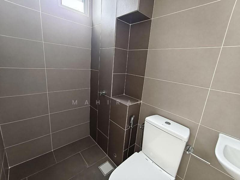 2-storey Terraced House for Sale in Hulu Langat (Selangor) - Mahirah . - Bathroom - PropertyGuru.com.my