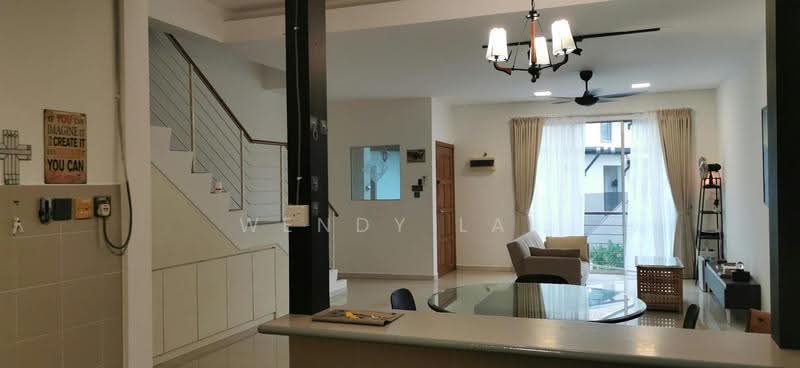 Rumah Teres 2-Tingkat untuk Disewa di Leisure Farm (Gelang Patah) - Wendy Lai - Living Room - PropertyGuru.com.my