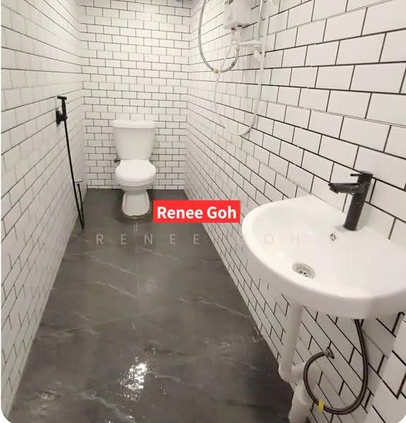 Kedai untuk Dijual di George Town (Penang) - Renee Goh - Bathroom - PropertyGuru.com.my