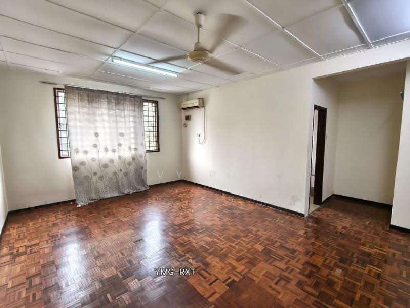 2-storey Terraced House for Rent in Klang (Selangor) - Ivy Por - Living Room - PropertyGuru.com.my