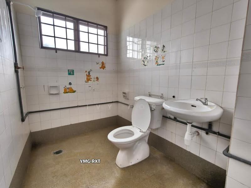 2-storey Terraced House for Rent in Klang (Selangor) - Ivy Por - Bathroom - PropertyGuru.com.my